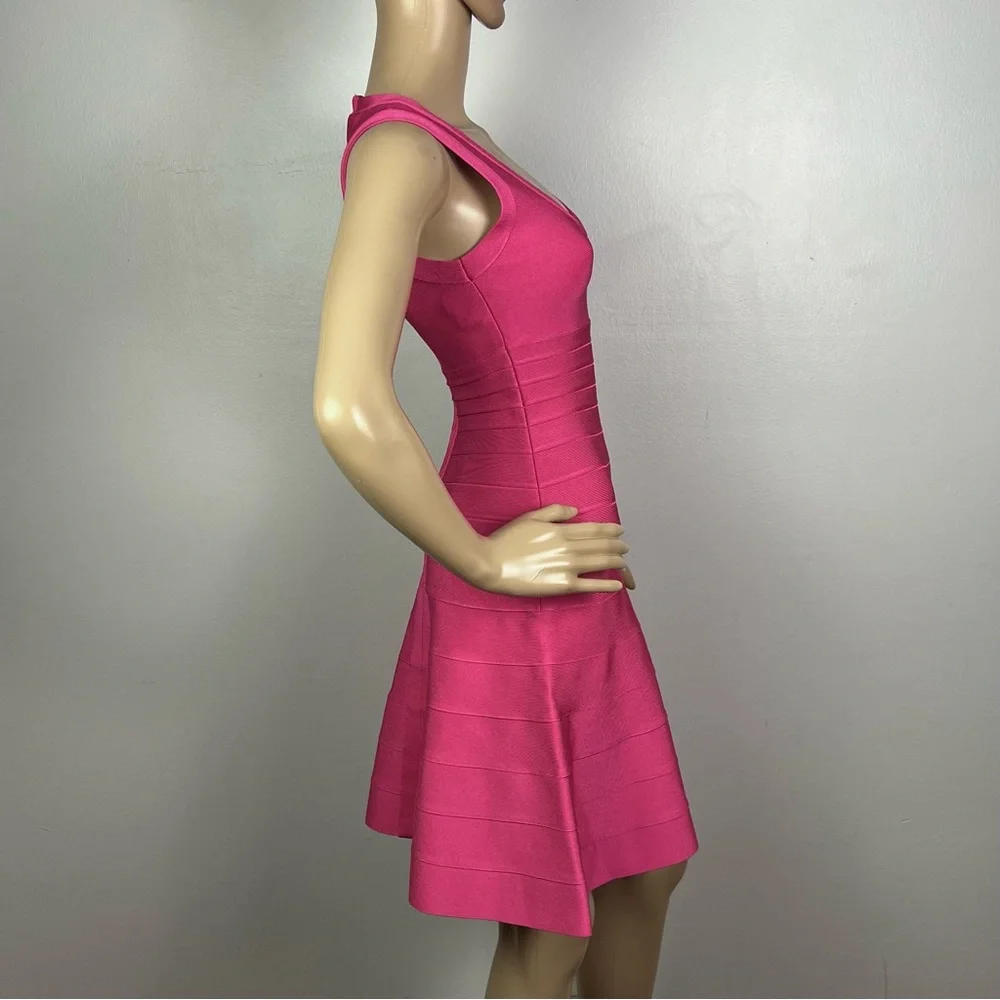 NEW HERVE LEGER PINK BANDAGE FIT AND FLARE MINI DRESS - Picture 5 of 10
